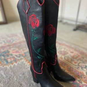 NEW Knee-high Desert Rose Western/Cowboy Faux Leather Boots